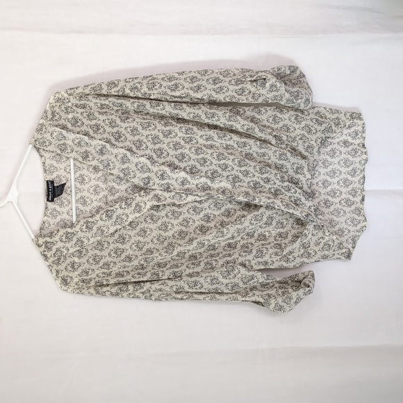 About A Girl Tops - About a Girl Off-White Damask Print Wrap Style Chiffon Blouse Size Extra Large